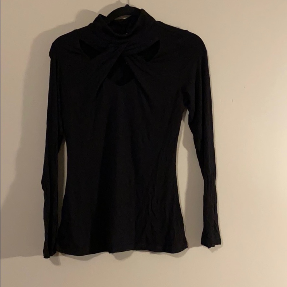 INC BLACK TOP
